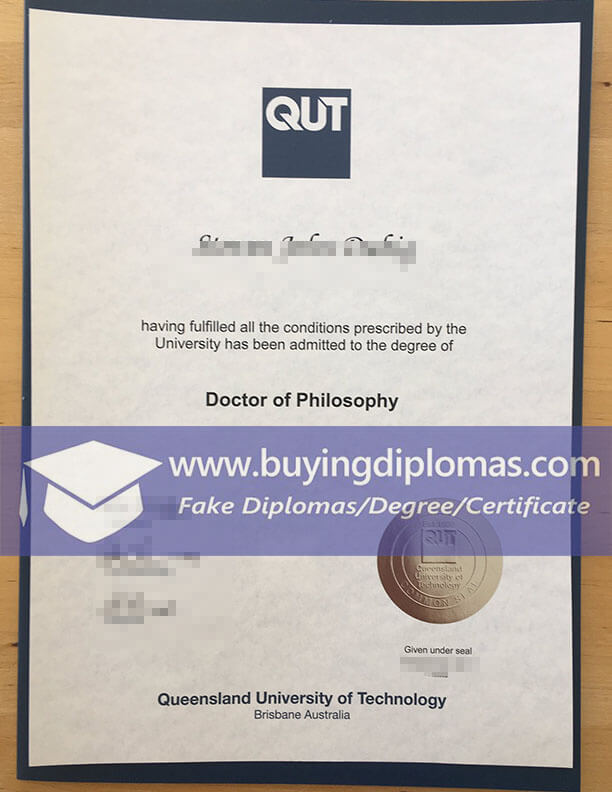 What to look out for when buying a QUT fake degree?
